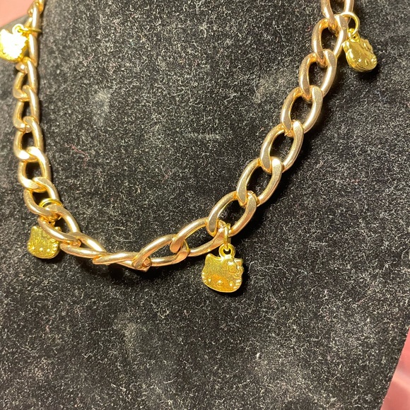 💖HELLO KITTY CUSTOM MADE GOLD NECKLACE💖 - Picture 9 of 10